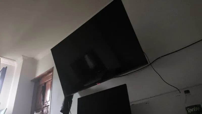 55» новый телевизор 4K — Тбилиси — 1 500 ₾