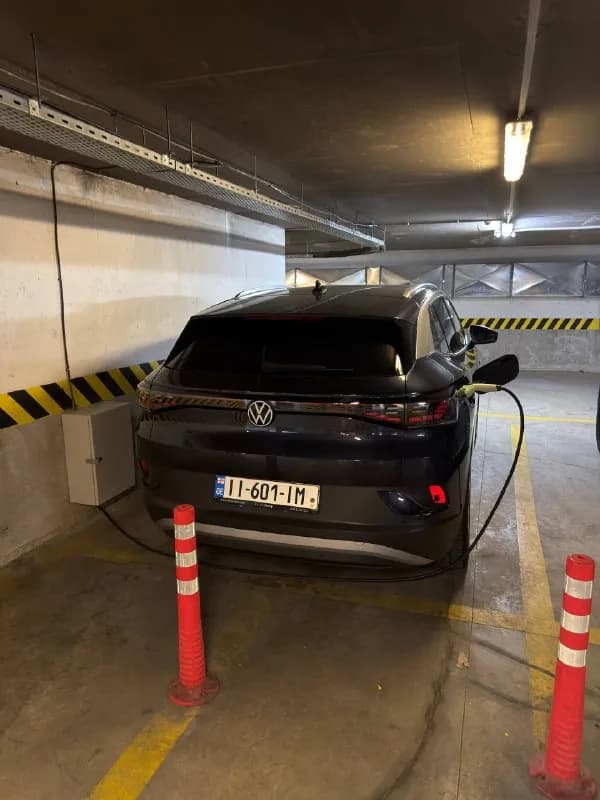 Volkswagen id 4. 2022 года. Пробег 28000 км. Цена 20000$ — Батуми — 20 000 $