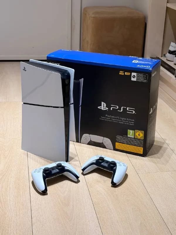 PlayStation 5 Slim — в отличном состоянии (PS5) — Батуми — 1 250 ₾