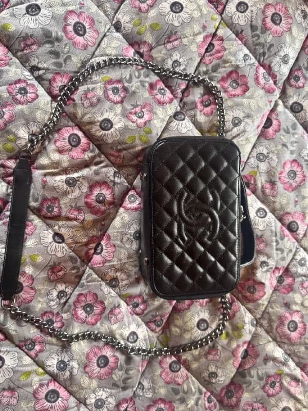 Chanel в отличном состоянии, доставка по вашему адресу включена. — Батуми — 25 ₾