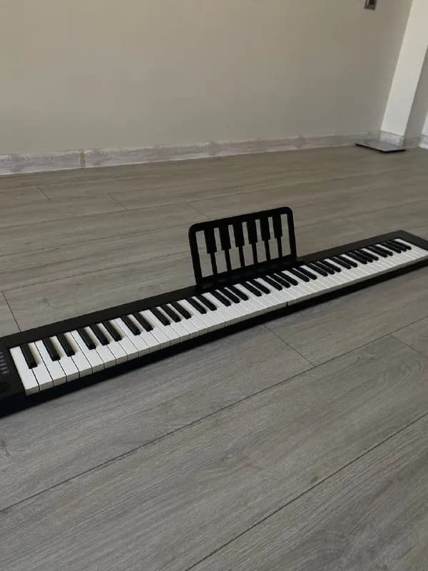 88 клавиш — Батуми — 400 ₾