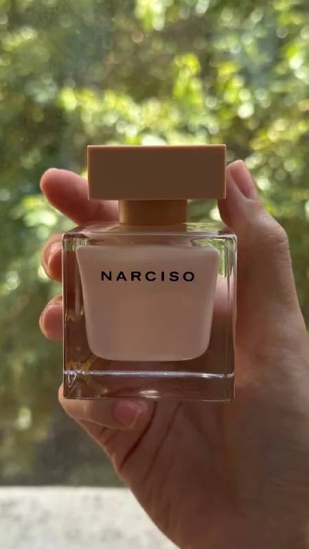 Narciso Rodriguez Narciso Poudrée, 50 ml — 250₾ — Тбилиси — 250 ₾