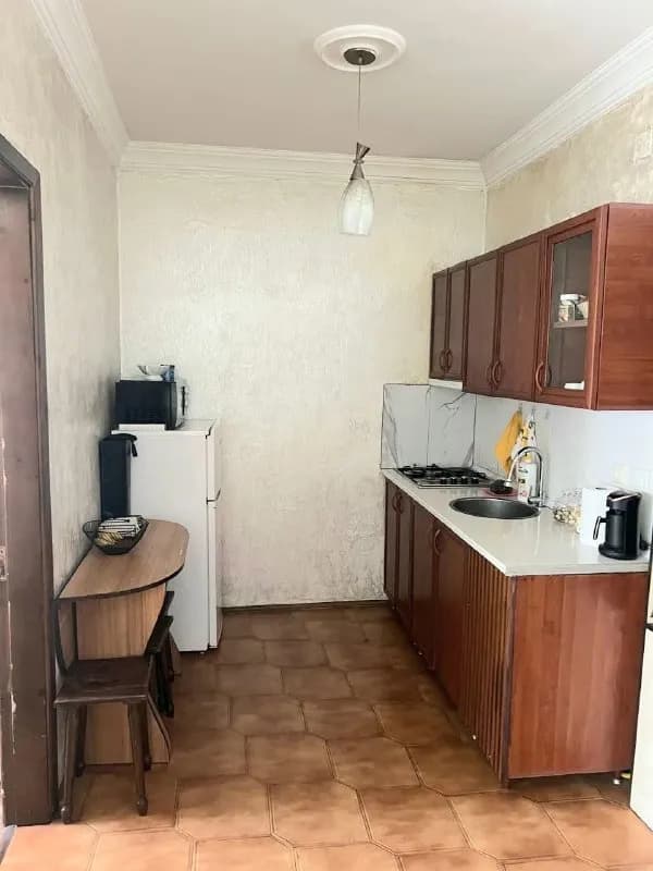 30 августа на 11 месяцев — Батуми — 350 $