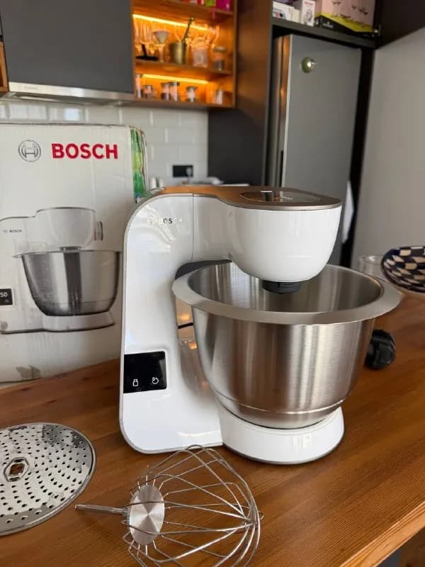 Bosch MUM5XW20 — 1000 лари — Тбилиси — 1 000 ₾