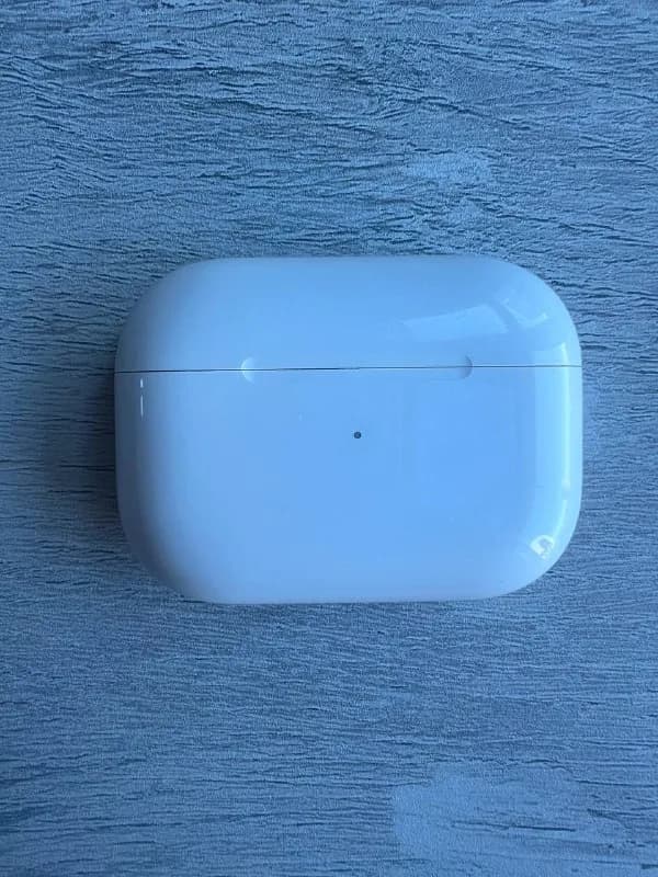 Apple AirPods Pro 1 — Батуми — 120 ₾