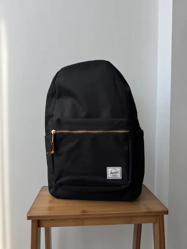 Herschel — Батуми — 90 ₾