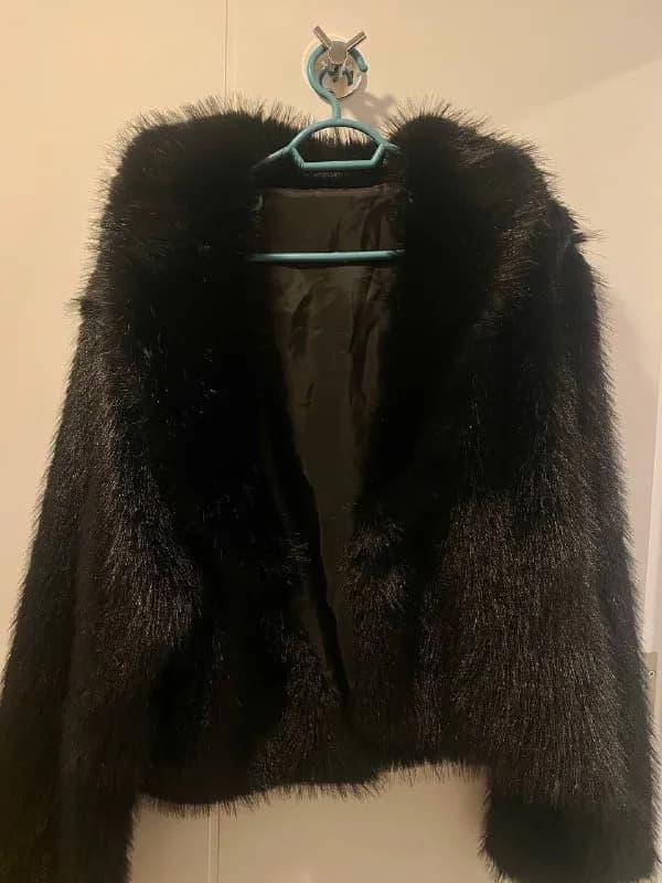 Экошуба размер L — Батуми — 45 ₾