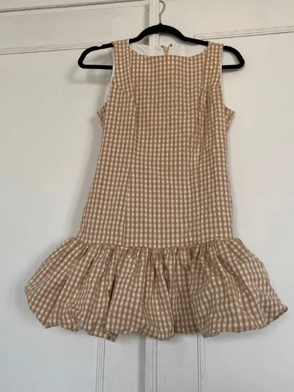 1 платье handmade (сшито мной, не прижилось в гардеробе) — Тбилиси — 200 ₾