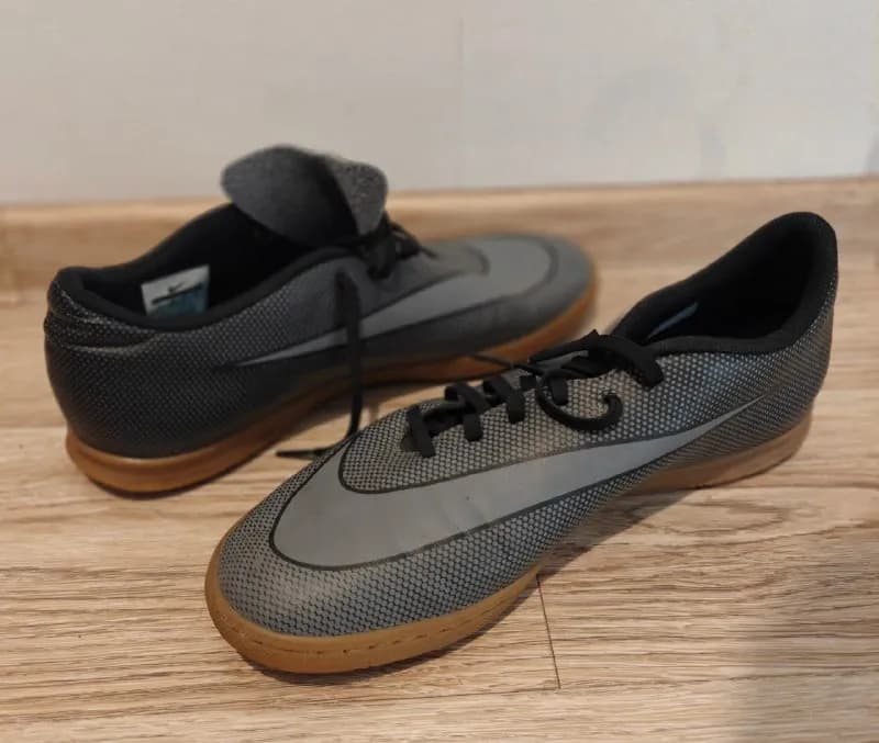 Футбольные бутсы Nike 45 EU — Батуми — 90 ₾