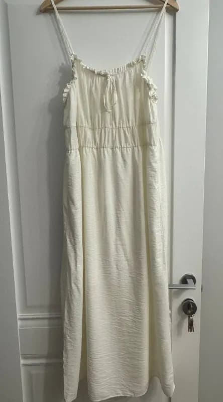 Primark, XL, 20 лари; — Батуми — 20 ₾