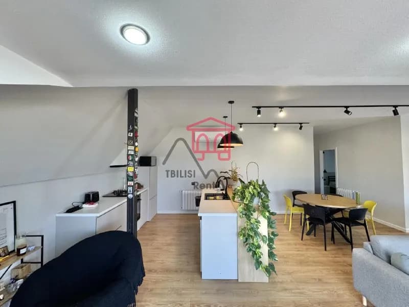 3-х этажном доме — Тбилиси — 2 300 $