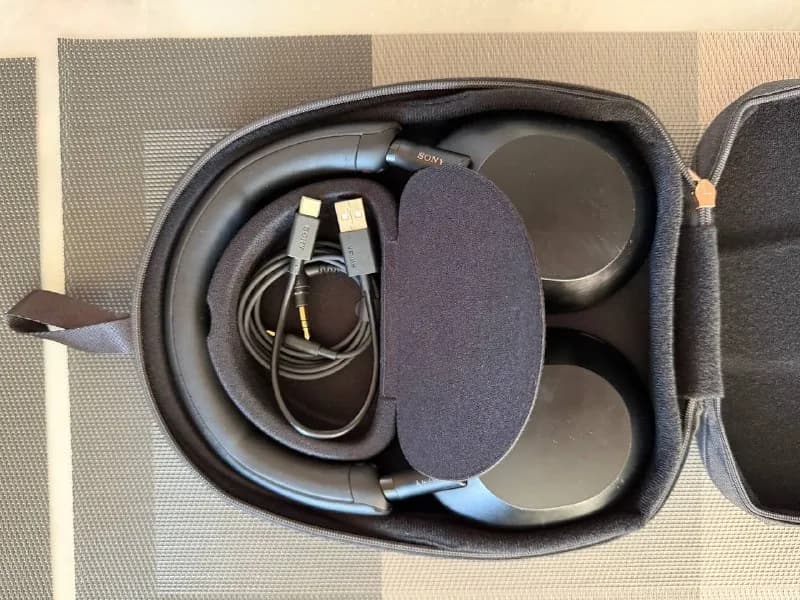 Sony WH-1000XM5 — 550 ₾ — Тбилиси — 550 ₾