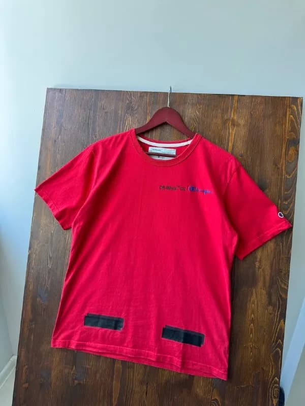 Off-White x Champion — Тбилиси — 140 ₾