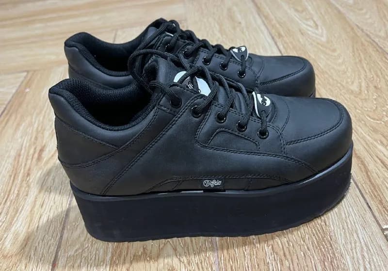 Buffalo черные, размер 40 — Тбилиси — 410 ₾