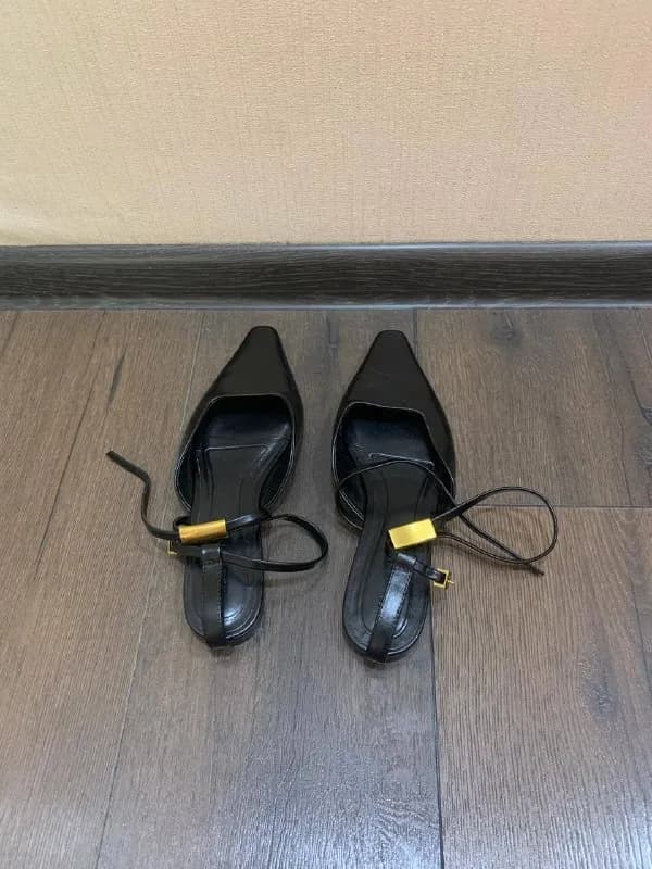 massimo dutti, 37 размер, 100 шек, состояние отличное. М. Тех. Университет — Тбилиси