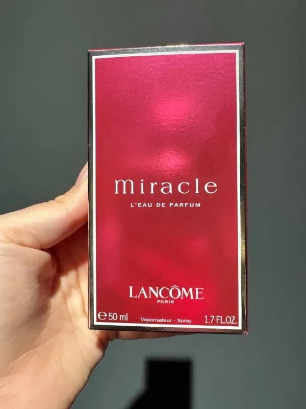 Lancôme miracle куплены в дюти фри, мне не подошли, отдам за 250 лари. Только открыла и понюхала — Батуми — 250 ₾