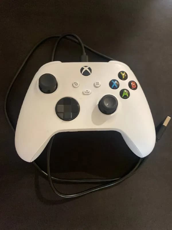 Джойстик Xbox — Батуми — 100 ₾