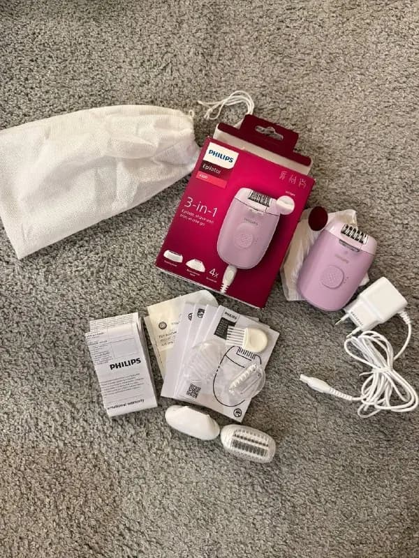 Philips 4000 «3 в 1», модель BRE257/00, в полной комплектации, с коробкой. С Led подсветкой. Можн — Батуми — 160 ₾