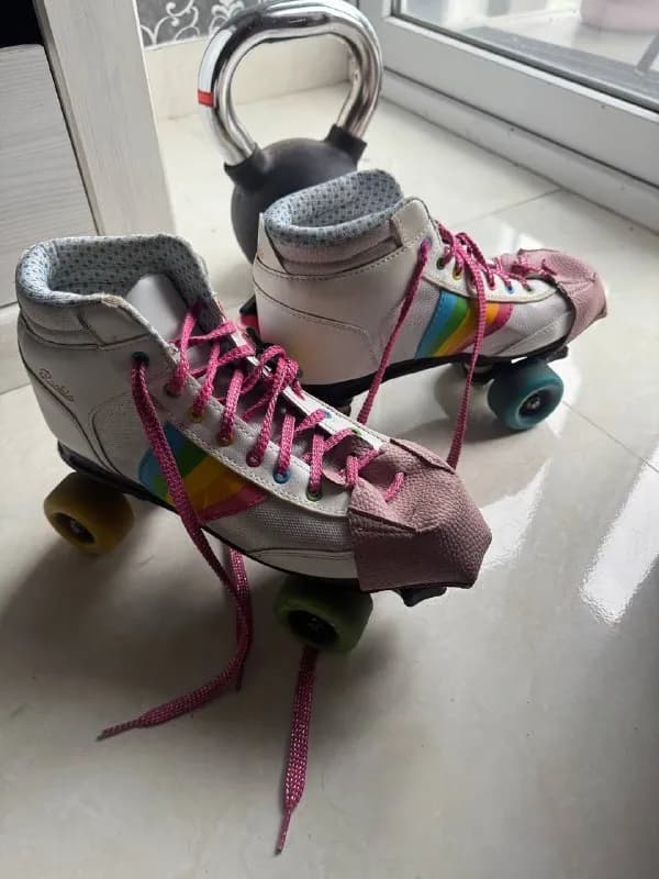 40-41. Цена 70 лари. Писать — Батуми — 70 ₾
