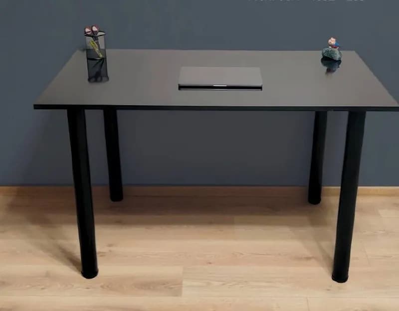 Black Desk 120×60 80GEL — Батуми — 6 080 ₾