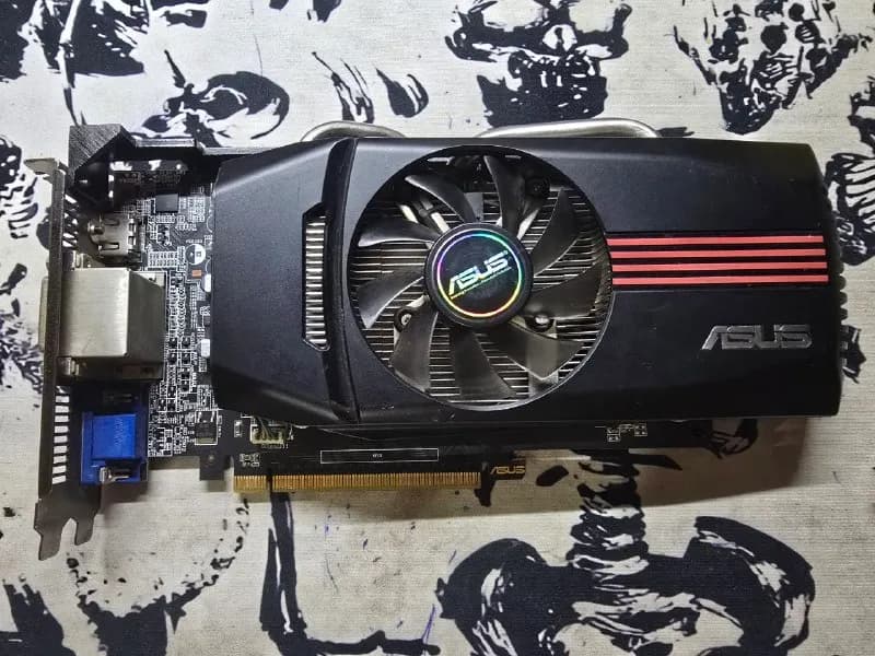 MSI GTX 680 и ASUS GTX 650 цена 150 — Батуми — 150 ₾