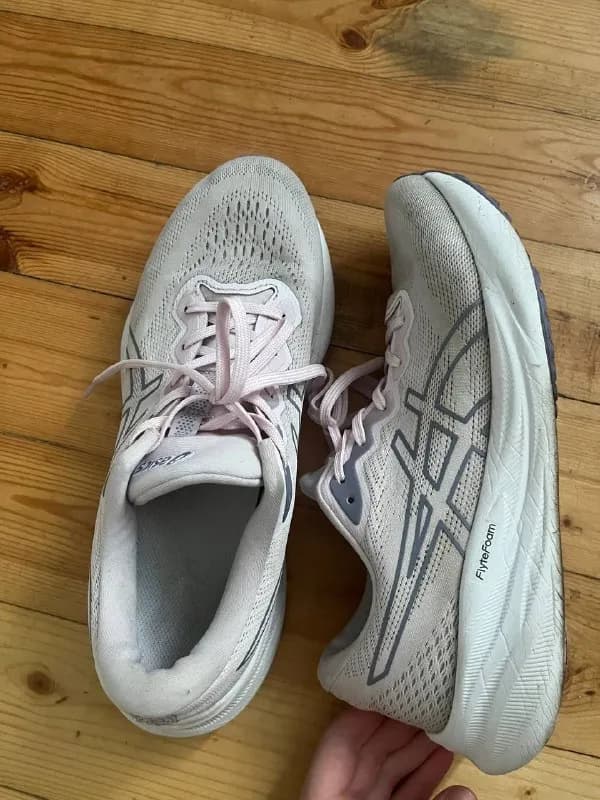 Asics Gel Pulse 15 (Women) Purple, размер 41, носила на 40. Без дефектов, почистить — и будут как но — Батуми — 90 ₾