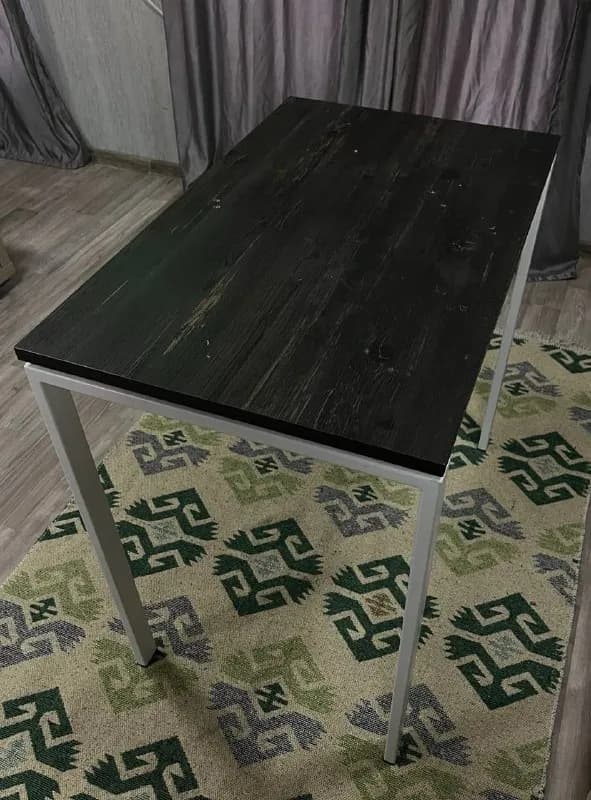 Practic на белых ножках 80×50 см — Тбилиси — 70 ₾