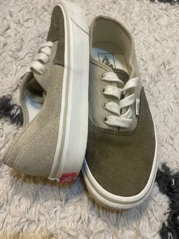 Vans 38 размер. Обувались пару раз, цена 40 — Батуми — 40 ₾