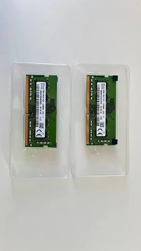 so-dimm ddr-4 Hynix 3200 8gb. Две планки по 8gb на одну на 16gb такую же. — Батуми