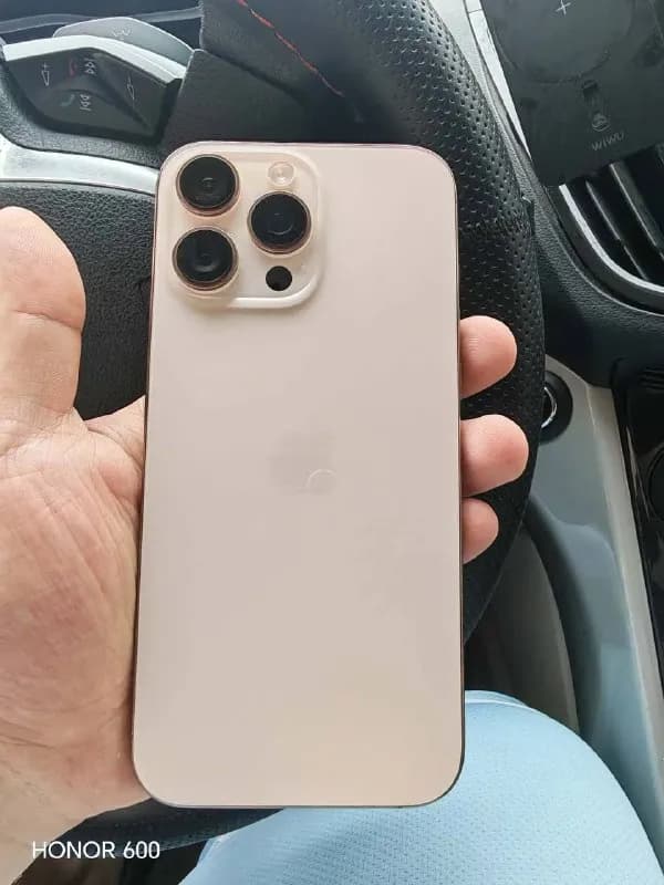 iPhone 16 Pro Max desert — Батуми — 2 800 ₾