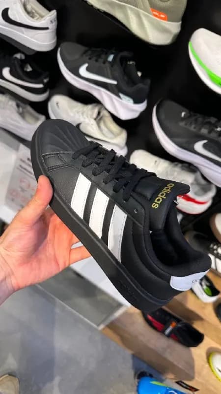 Adidas Originals — Батуми — 42 200 ₾