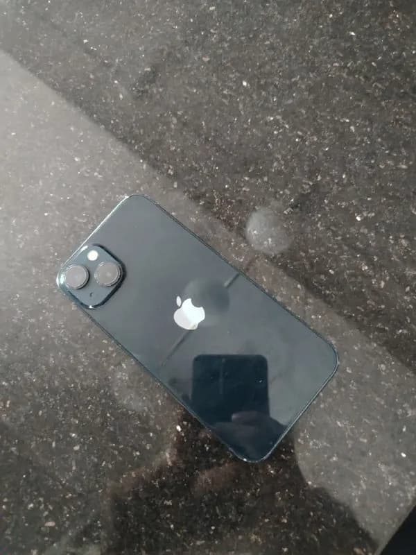 iPhone 13 — Батуми — 950 ₾