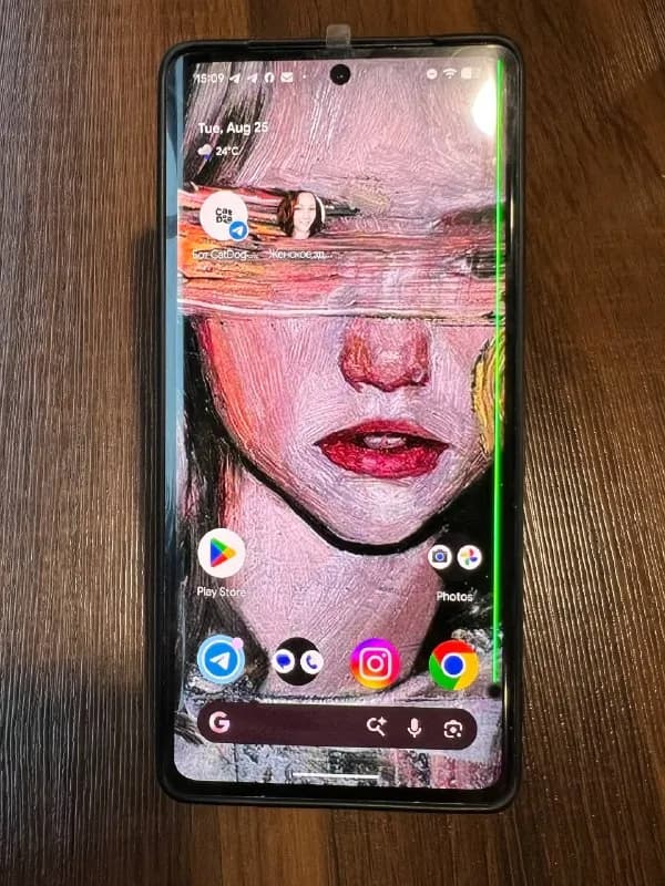 Pixel 7 Pro 256 GB. Есть дефект матрицы (зелёная полоса справа). Все остальные функции работают испр — Батуми — 450 ₾