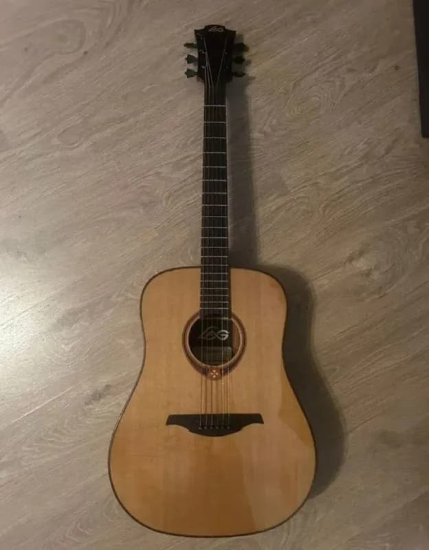 Lag T-118D гитара с чехлом — Тбилиси — 700 ₾
