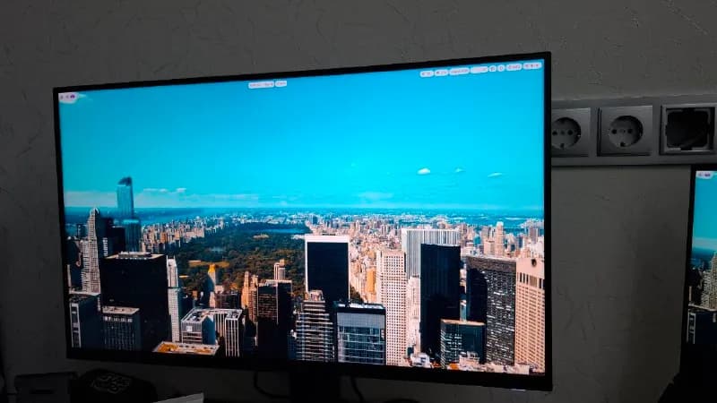 Dell Alienware AW2725DM 27» QHD 180Hz — идеальное состояние — Батуми — 600 ₾