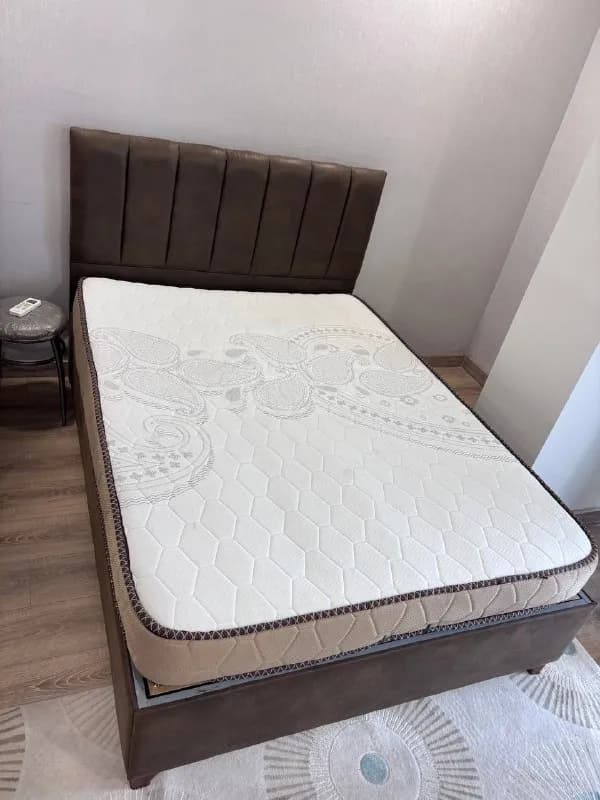 140*200 — Батуми — 300 ₾