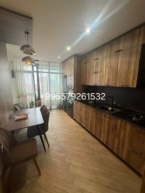 1+1 по улице Горгиладзе, 69 — Батуми — 1 200 $