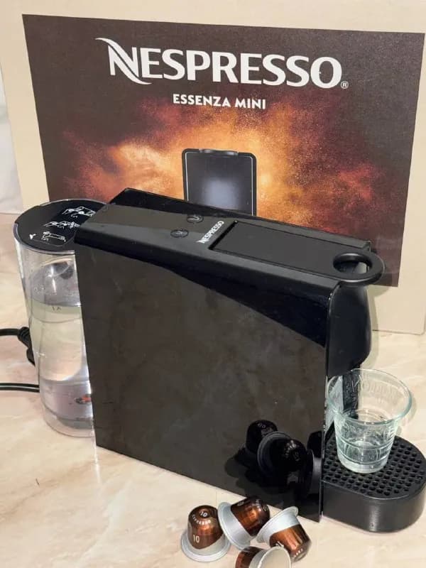 Nespresso Essenza Mini — 400 ₾ — Тбилиси — 400 ₾