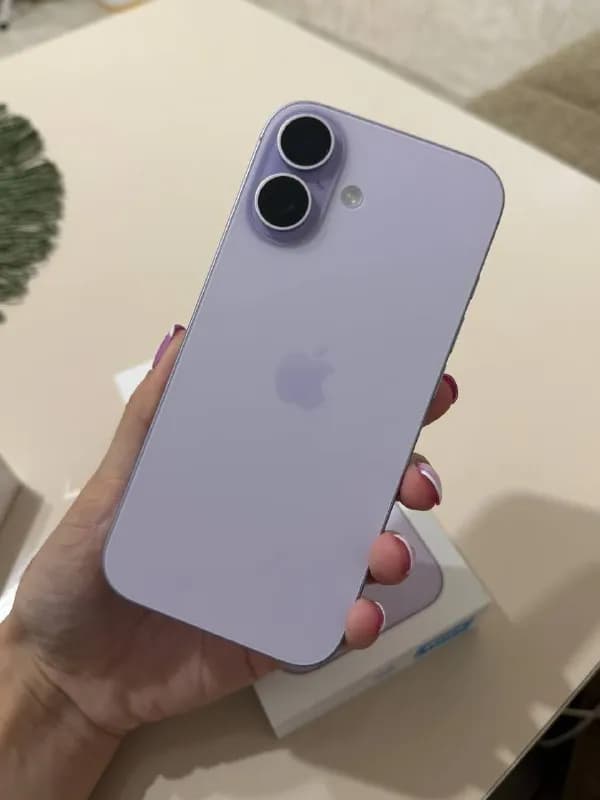 iPhone 17 eSIM — 256 ГБ — Батуми — 1 900 ₾