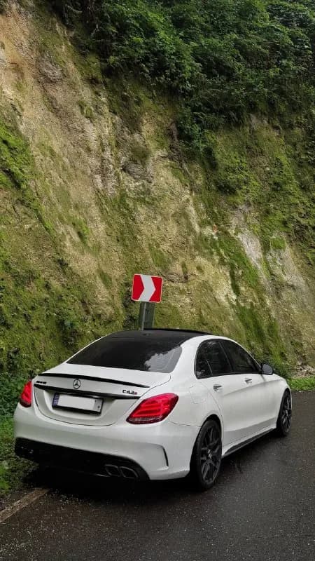 Mercedes C300 2018 — Батуми