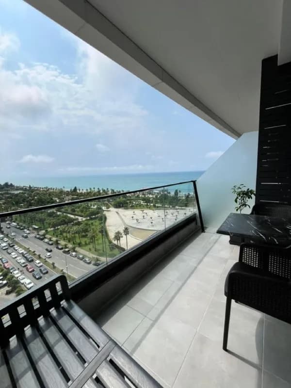61 — ЖК Solis Residence, первая линия, море и бульвар рядом, Парк Качинских и Метросити — Батуми — 550 $