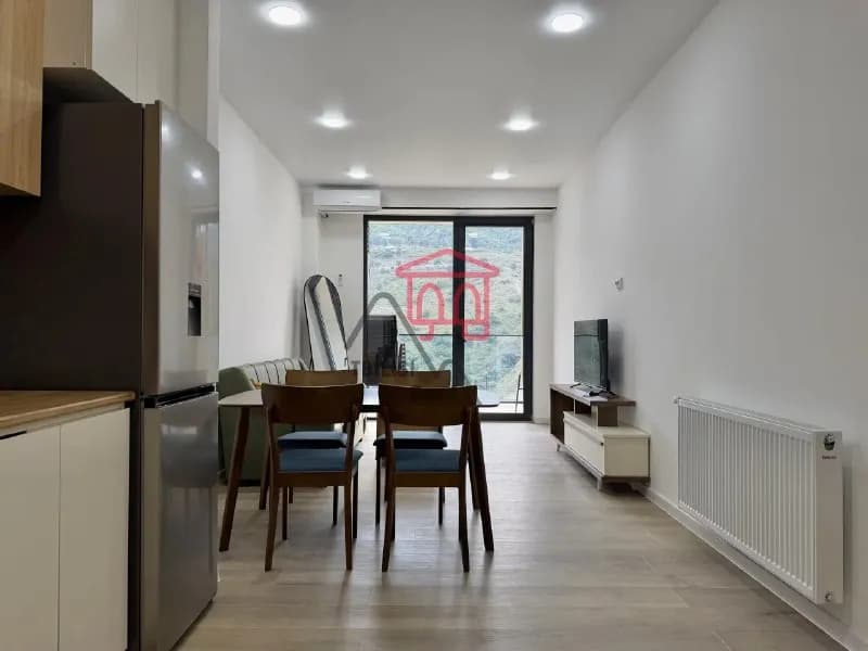200$ — Тбилиси — 1 100 $