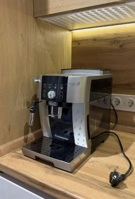 DeLonghi Magnifica Smart — Тбилиси — 500 ₾