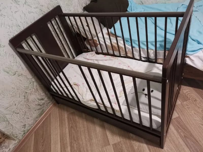 124 см, ширина 66 см, высота 92 см — Батуми — 150 ₾