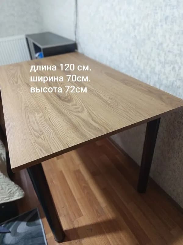 Стол новый, ножки откручиваются — Батуми — 100 ₾