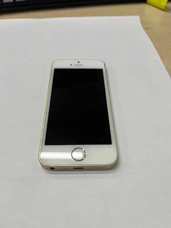 iPhone SE. 35000 драм — Ереван — 35 000 ֏
