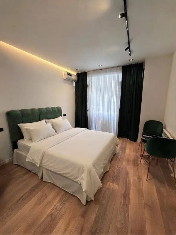 1-й переулок Ангиса, 82 — Батуми — 500 $