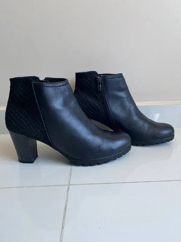 1)‼️натуральная кожа!!! — Батуми — 40 ₾