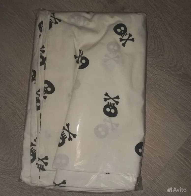 H&M home: пододеяльник использован всего 1 раз, постиран, размеры 140×200; наволочка одна, пользовал — Ереван — 6 500 ֏
