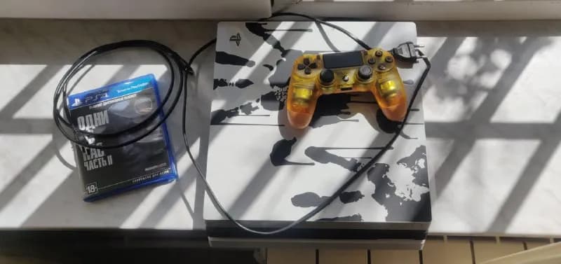 PS4 Pro Death Stranding Edition. Джейлбрекнутая, отдам вместе с флешкой для активации. Цена 180.000 — Ереван — 180 000 ֏